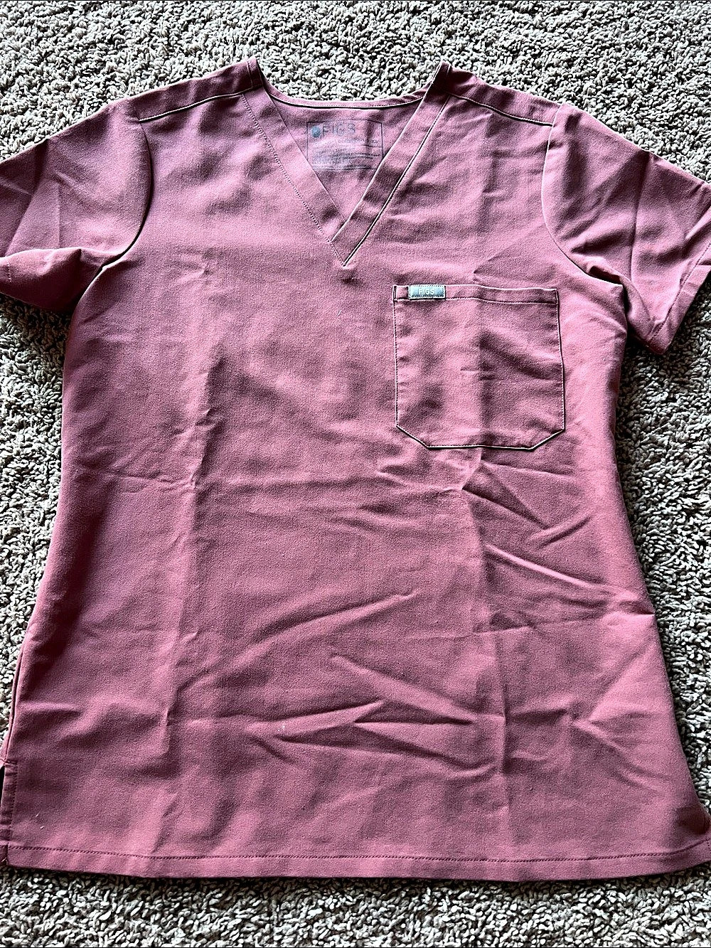 FIGS Catarina Scrub Top Short Sleeve in Mauve XS